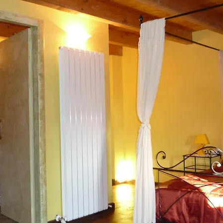 Ca Dei Lenzotti 3* ريولوناتو