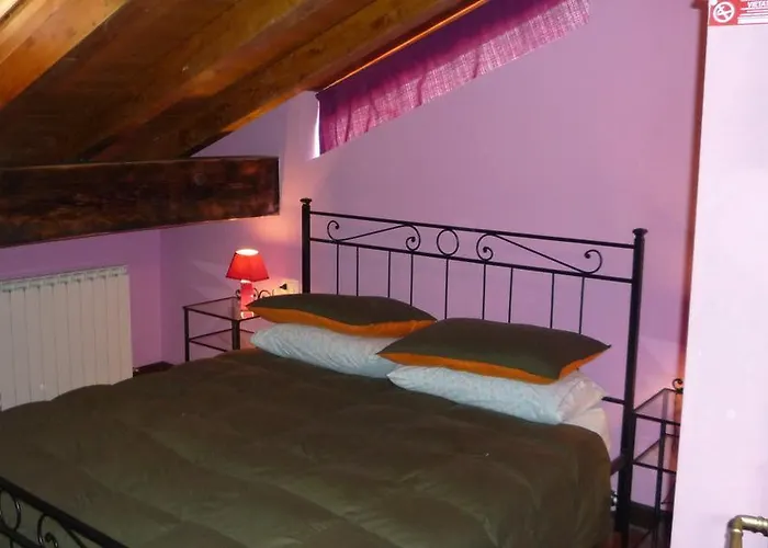 Ca Dei Lenzotti Bed & Breakfast 3*